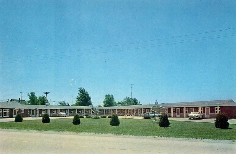 Thumb Heritage Inn (Motel 46) - Vintage Postcard